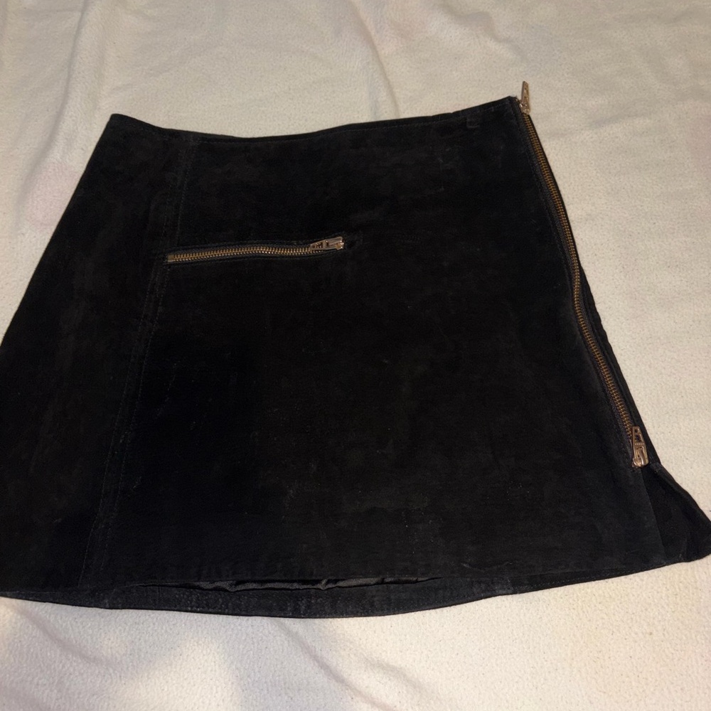 Black Suede Mini Skirt with Side Zip